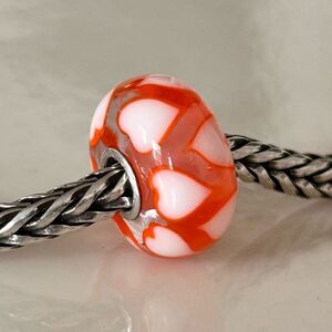 TROLLBEADS Coral Pink Hearts Unique LAA 925S NEW! from Love Symphony Kit